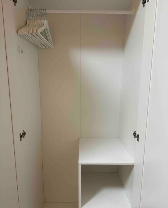 2 Zimmer Apartment Mit Parkplatz Berlin Exterior foto