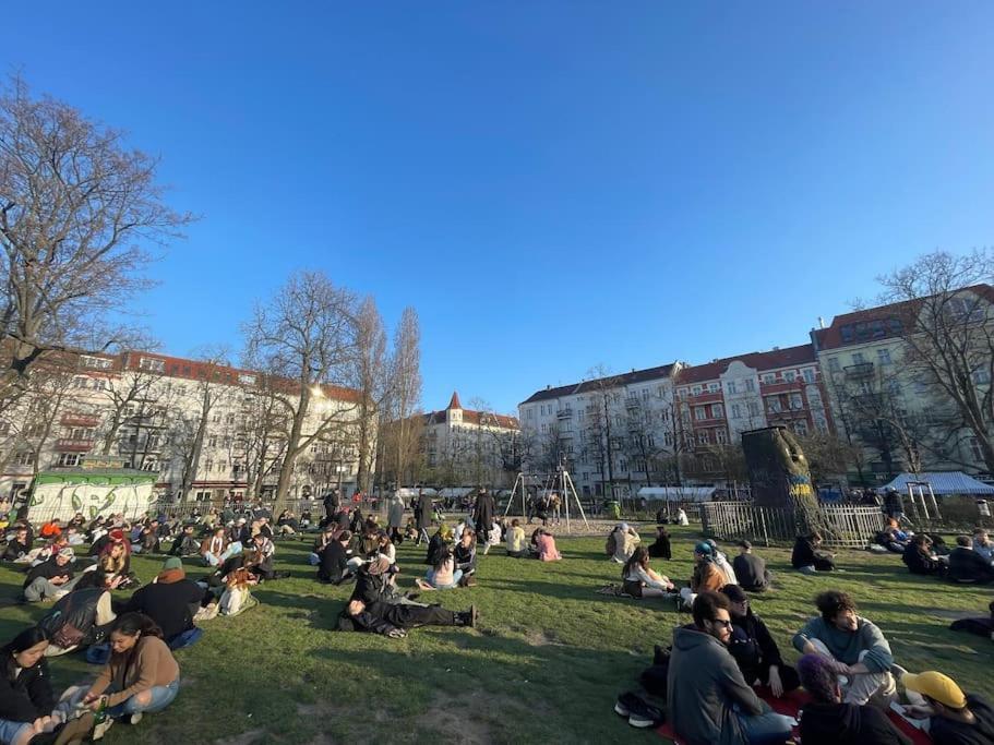 2 Zimmer Apartment Mit Parkplatz Berlin Exterior foto